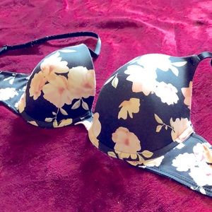 Victoria Secret bra